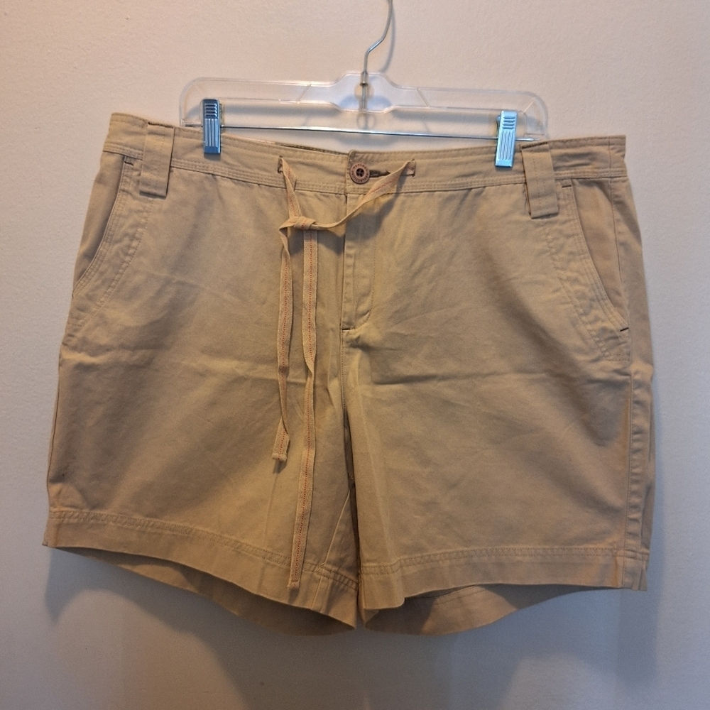 Natural Reflections Shorts